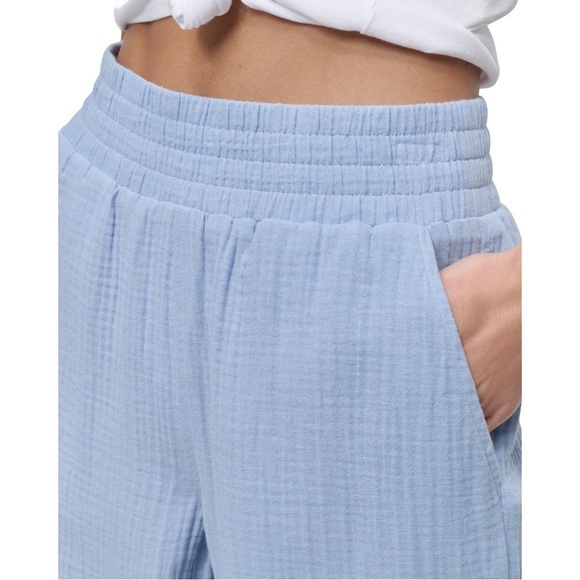 NEW DKNY Jeans Raw Hem Gauze Shorts Frost Blue - Picture 1 of 4